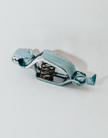 BU-25 - Automotive Steel Clip - 40 Amp